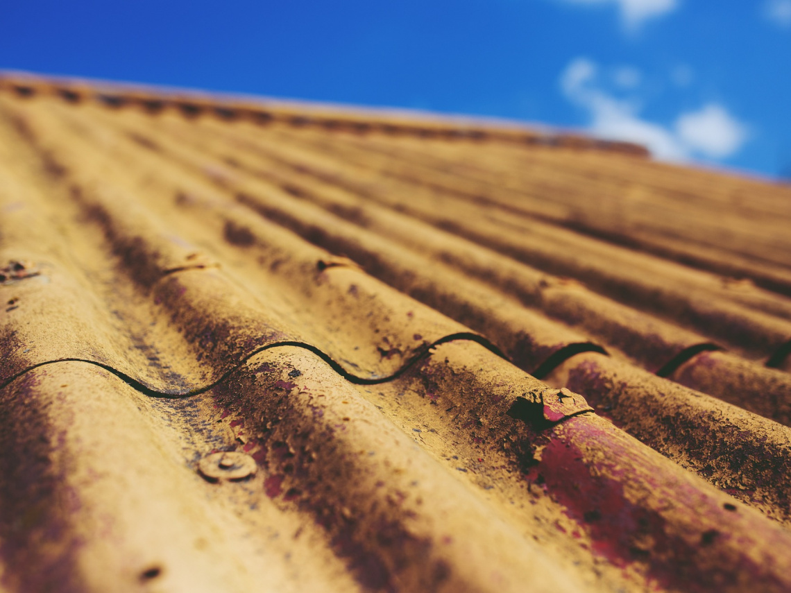 Dach z azbestu, fot. Pixabay
