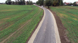 Na zdjęciu przebudowana droga z Bladowa w kierunku Białowieży widziana z lotu ptaka