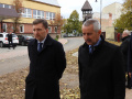 Minister Łukasz Schreiber i burmistrz Tadeusz Kowalski