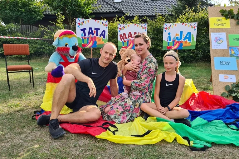 24 września br. (czwartek) na Stadionie Leśnym w Raciążu odbył się festyn rodzinny pt. „Tata, mama i ja”, który przygotował Dom Kultury w Raciążu.