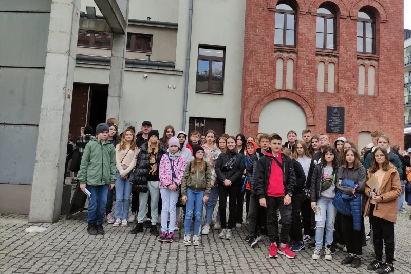 Uczestnicy wycieczki do Warszawy