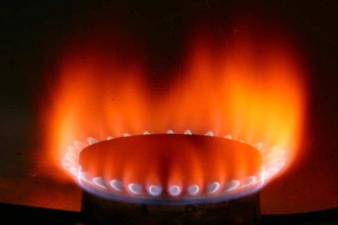 Płomień gazowy na kuchence domowej, fot. Pixabay