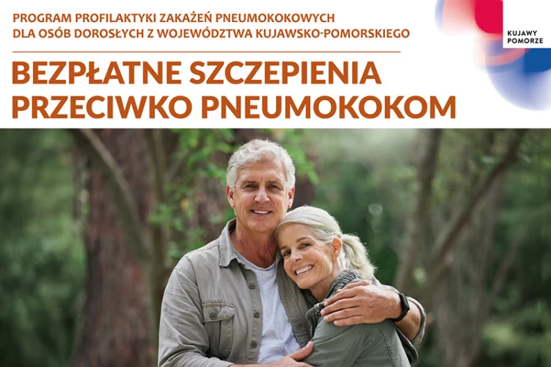 Plakat przedstwyaia parę seniorów oraz listę gmin, ktore przystąpiły do programu szczepień